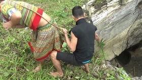 在别人瓜地里摘瓜吃,邻里瓜地里的意外美食之旅