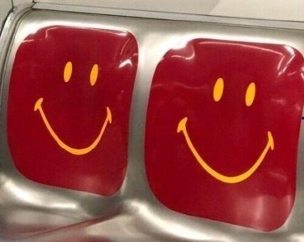 吃瓜短句文案搞笑,那些让人捧腹的吃瓜短句大集合